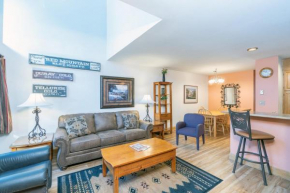 Cimarron Lodge 27 by AvantStay Ski-InSki-Out Property in Complex w Two Hot Tubs Permit10026